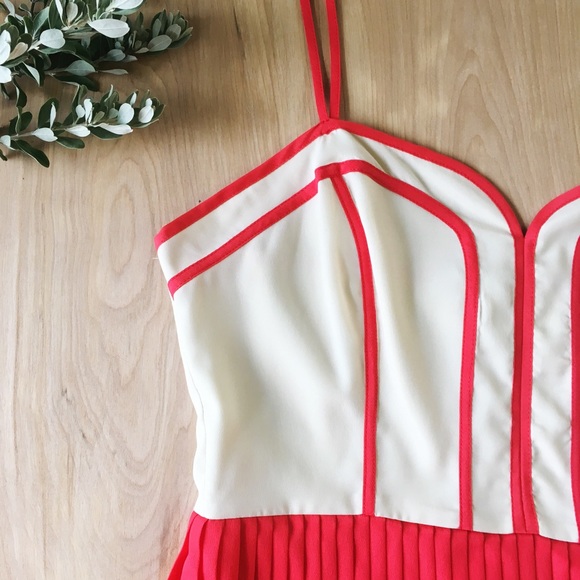 Urban Outfitters Coincidence & Chance Pleated Dres - Picture 7 of 8